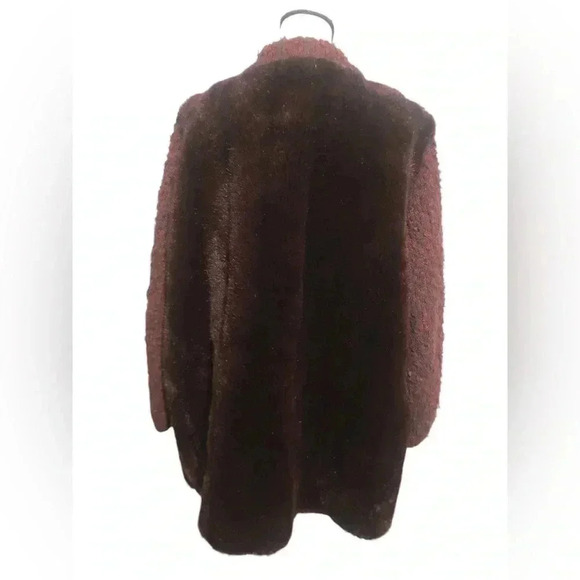 Vintage Dubrowsky & Joseph Maroon / Purple Fur Toggle Coat Size Large - Picture 2 of 2